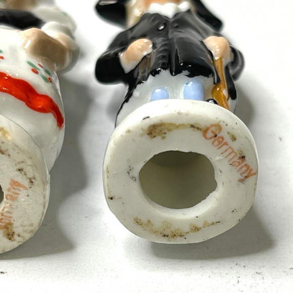 Lot of 2 Folk Style Couple 2.25" Tall Hand Painted Porcelain Figurine Germany - Picture 7 of 11